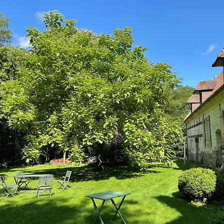 Frühstückspension Domaine De Fresnoy *