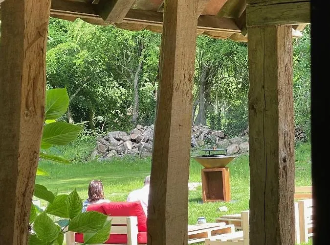 Domaine De Fresnoy Bed and breakfast 3*
