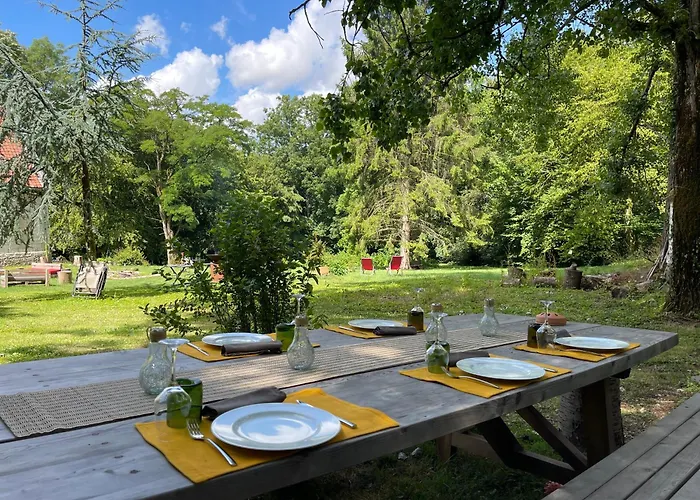 Domaine De Fresnoy Bed and breakfast